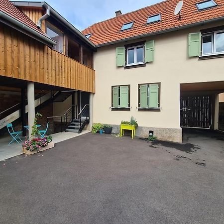 Appartement Entier Dans Cour Interieure Epfig Exterior foto